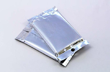 五金帶插孔背封包裝發(fā)囊